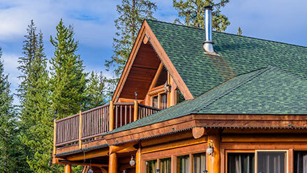 Beautiful Alaskan log cabin dream house.
